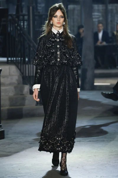 Look 79